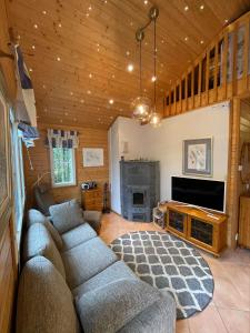 Levin Rinnehovi as 4 Visit Levi