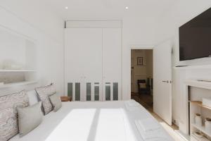 Chic 1BD Flat in Historic Building East London