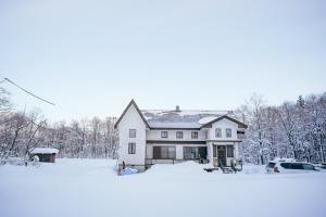Deep Powder Lodge HAKUBA - Ubytování bez kategorie ve městě Hakuba