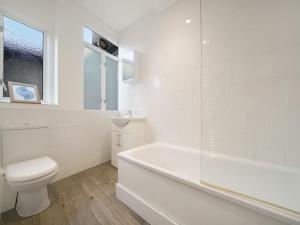 Pass the Keys Cosy apartment in Kilburn