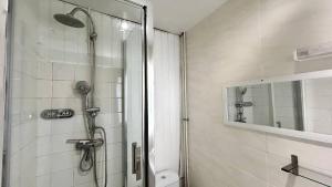 057 - Studio lescale, 2 pers, Central, Gare