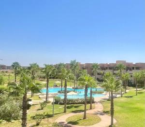 Superb apartment withamenities and pool