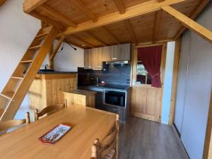 Studio cabine 4 pers, animaux admis, parking privé, Les Saisies - FR-1-293-414