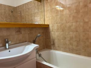 Appartement cosy avec balcon au centre, capacité 4 pers. - FR-1-464-253