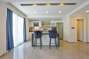 Karya Luxury - Holiday Villa with Private Pool for 6 People in Hisarönü