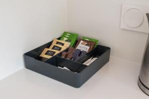 Metro Politechnika Superior Studio by BookingHost