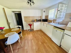 Appartement entrée privative, terrasse et jardin