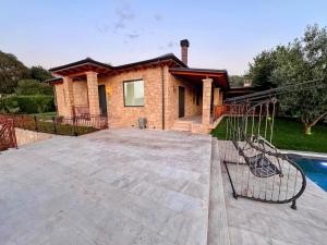 Green Garden Villa & Pool