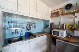 Appartement Bord de Mer Karina 1 by Welhomy