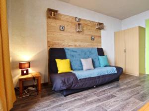 Studio cabine rénové 21m², balcon Ouest, animaux admis - FR-1-340-154
