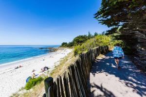 Fouesnant, Cap Coz, superbe maison familiale, plage et sentiers à pied