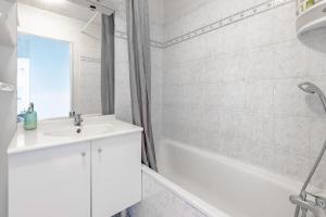 Séjour Cosy - 5 min Aéroport Orly - Parking Privée & Terrasse