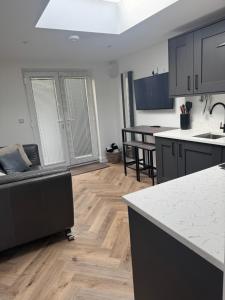 Outer apartment - park view