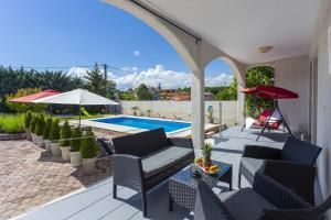 Villa Diana by Briskva