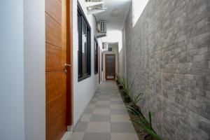 RedDoorz @ Jalan Majapahit Semarang