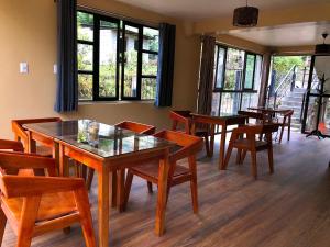 TUMI Specialty Travel