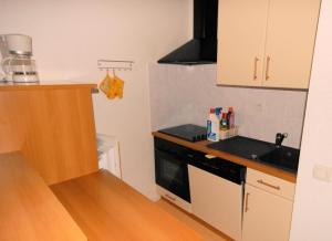 Le Chalet - Piscine - 3 Pièces pour 8 Personnes MAE-6033