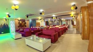 Hotel APS TOWNHOUSE - Conveniently Near High Court