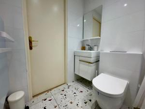 Le Laguna - SCLS Locations