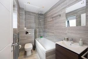 Brooklyn Mews-Free Parking-Village Location