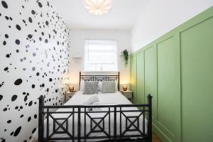 Winslow House- Close To Coop Etihad & Free Parking