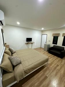 Bike Works Inn Bang Tao