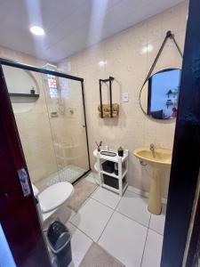 Casa estilo chale dúplex 3 quartos a apenas 1 quadra da praia