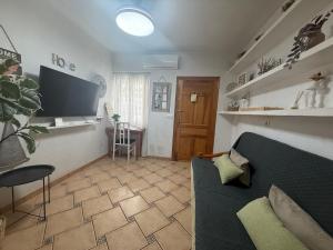 3 minutes from the sea and the beach