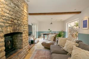 Beautiful 2 Bedroom Cottage in the Cotswolds