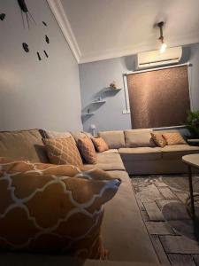 The Smart Studio 102