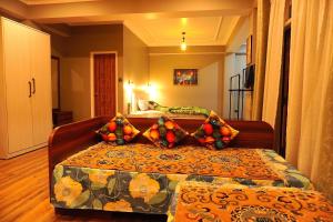 Nabhasa Courtyard Family Home and 2 BHK Apartments Mountain View Stay in Gangtok, Sikkim