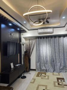 JOYCE LARA Staycation