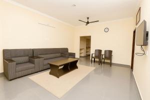 Suprabhatam Homestay - New luxurious 2BHK AC apartment with Kitchen and car parking in Tirupati near railway station and bus stand