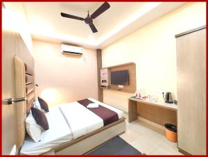 Hotel A-K-A-Y Guest House Sigra ! Varanasi - Providing Air conditioned Hotel and Well Decorated Rooms with WiFi Facility- BEST HOTEL IN VARANASI