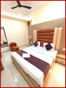 Hotel A-K-A-Y Guest House Sigra ! Varanasi - Providing Air conditioned Hotel and Well Decorated Rooms with WiFi Facility- BEST HOTEL IN VARANASI