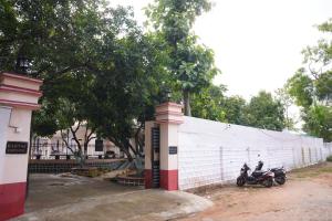 RahTaj Luxury Farm House