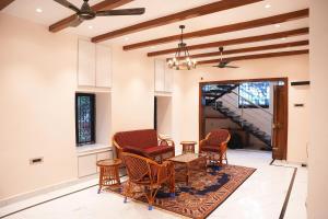 RahTaj Luxury Farm House