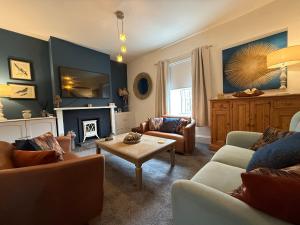 The Whitchurch Apartment- The Painted Rooms - 4hvězdičkové hotely ve městě Whitchurch