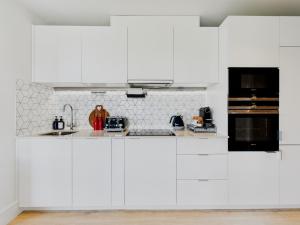 West Wimbledon, 2 Bedroom Luxury Stay, Gym, Free Parking