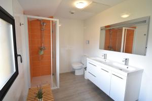 Carolins - Saubion agréable villa en bois dans quartier résidentiel à 400m du bourg de saubion