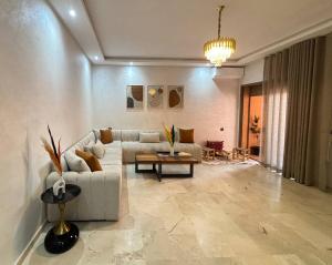 Appartement spacieux avec piscine à Marrakech