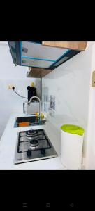 VH Superb Studio 14th Floor