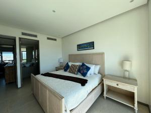 TT-5-Acapulco Mexico getaway Ocean front Tiagotian