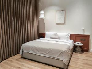 Baithans 24 Furnished Apartments Hotel LLC