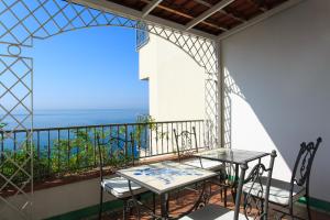 Suite with Sea View