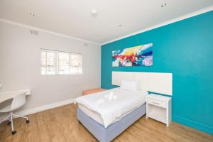 Contemporary 4 Bedroom Home