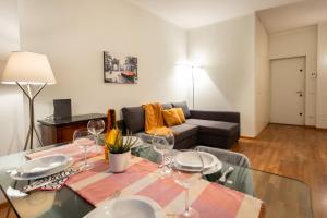 Politecnico Milano - Spacious ap balcony - sleeps 4