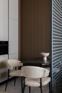 Enom Axxis Seaview Studio