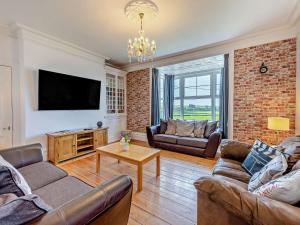 11 Bed in Instow REDLA