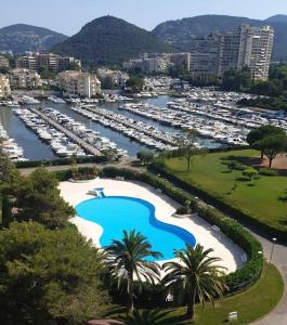 Le Galion 3 étoiles 5 pieces piscine Axelle Loc Appart